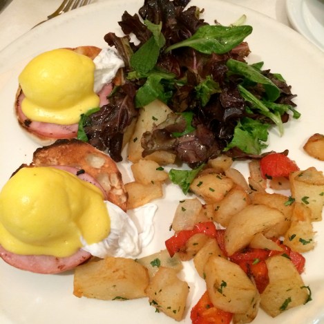 eggs-benedict